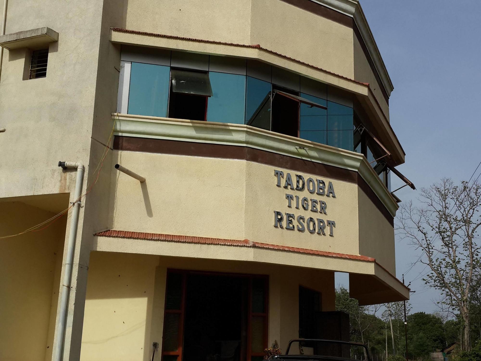 Oyo Flagship Tadoba Tiger Resort Mohurli Exterior photo